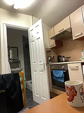 Snapshot of Yourhotboy_42 chatting on March 1, 2025, 8:32 pm Yourhotboy 42 online show from March 1, 2025, 8:32 pm