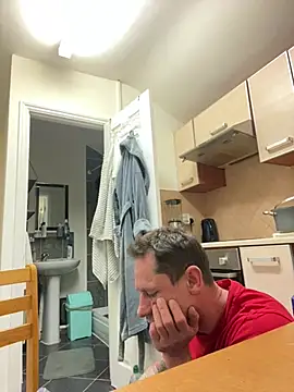 Snapshot of Yourhotboy_42 chatting on March 13, 2025, 7:28 pm Yourhotboy 42 online show from March 13, 2025, 7:28 pm