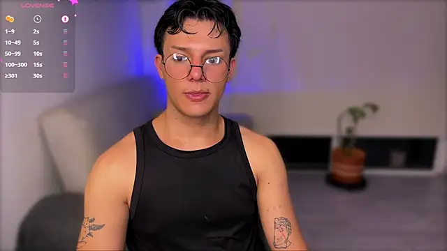 Alexxblue online show from March 3, 2026, 2:40 am