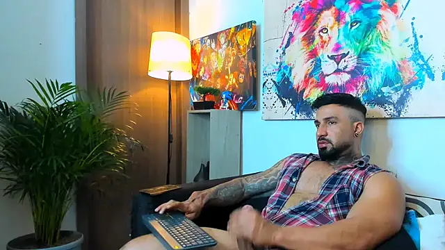 naugthy dominant online show from November 28, 2025, 11:38 pm