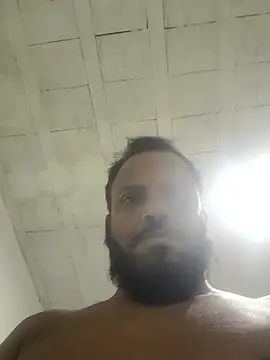 morenorj17 online show from January 18, 2026, 10:51 am