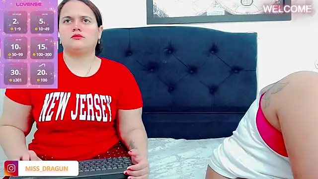 Snapshot of brunnette_hot chatting on October 14, 2025, 11:00 am brunnette hot online show from October 14, 2025, 11:00 am