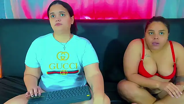 Snapshot of brunnette_hot chatting on March 19, 2025, 11:28 am brunnette hot online show from March 19, 2025, 11:28 am