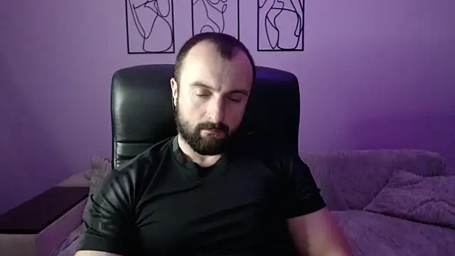 Snapshot of brindlefly6969 chatting on November 24, 2025, 11:43 am brindlefly6969 online show from November 24, 2025, 11:43 am