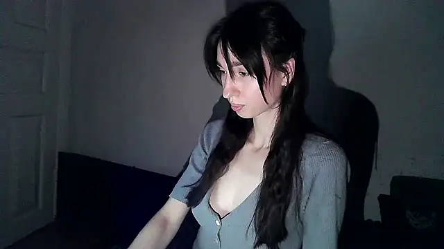 Snapshot of ElizaSwon chatting on November 13, 2025, 4:55 pm ElizaSwon online show from November 13, 2025, 4:55 pm