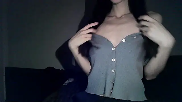 Snapshot of ElizaSwon chatting on November 21, 2025, 7:35 pm ElizaSwon online show from November 21, 2025, 7:35 pm