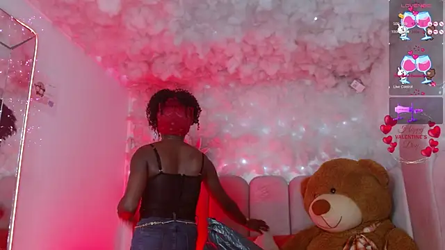 puca ebony online show from February 16, 2026, 4:49 pm