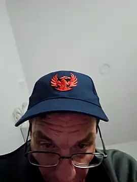 Iliketocooksquirt25 online show from November 22, 2025, 10:19 pm