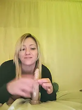 SallyCumLaude online show from February 16, 2025, 10:32 am