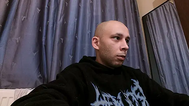 Snapshot of henryaxe chatting on January 14, 2025, 1:17 pm henryaxe online show from January 14, 2025, 1:17 pm