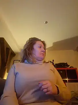 lady charlyne online show from December 2, 2025, 6:53 pm