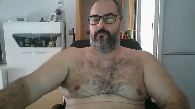 templar2303 online show from December 3, 2025, 12:04 pm