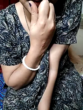 Priya Boudi online show from February 27, 2025, 7:37 pm