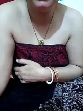 Priya Boudi online show from March 8, 2025, 7:31 pm