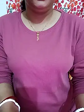 Snapshot of Priya_Boudi chatting on December 17, 2025, 6:13 pm Priya Boudi online show from December 17, 2025, 6:13 pm