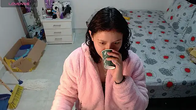 soniafuckboobs online show from March 27, 2026, 12:17 pm