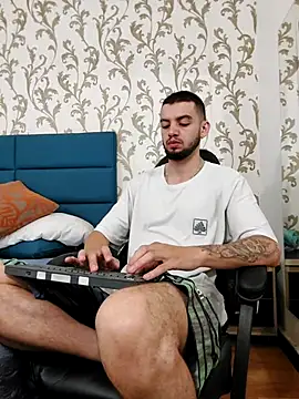 Snapshot of Michael_magno chatting on January 13, 2026, 10:30 am Michael magno online show from January 13, 2026, 10:30 am