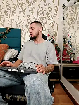 Snapshot of Michael_magno chatting on January 8, 2026, 1:55 am Michael magno online show from January 8, 2026, 1:55 am