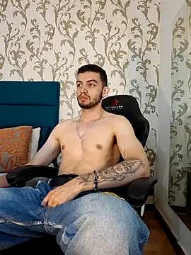 Snapshot of Michael_magno chatting on February 17, 2026, 8:06 pm Michael magno online show from February 17, 2026, 8:06 pm