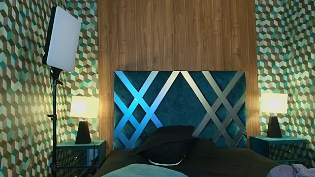 Michael magno online show from October 11, 2025, 1:01 pm