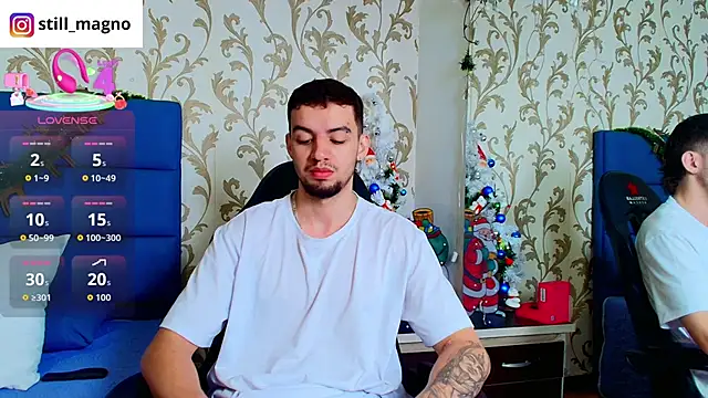 Snapshot of Michael_magno chatting on December 19, 2025, 2:30 pm Michael magno online show from December 19, 2025, 2:30 pm