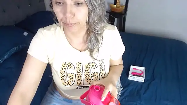 Snapshot of Chantal_hott chatting on May 30, 2026, 3:28 pm Chantal hott online show from May 30, 2026, 3:28 pm