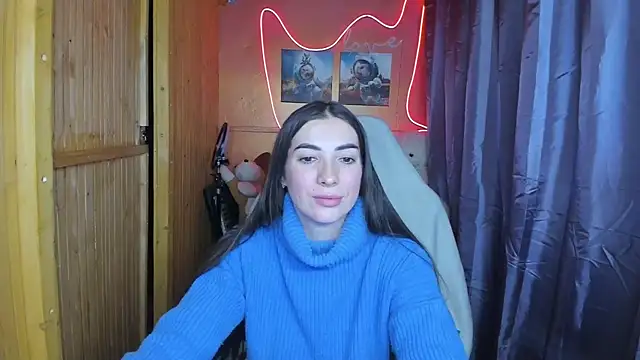 Snapshot of Fiery_Brunette_ chatting on February 13, 2025, 4:50 pm Fiery Brunette  online show from February 13, 2025, 4:50 pm