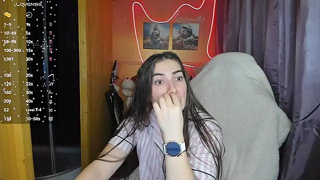 Snapshot of Fiery_Brunette_ chatting on March 8, 2025, 3:02 pm Fiery Brunette  online show from March 8, 2025, 3:02 pm