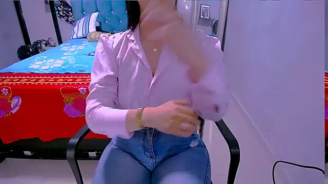 BitterMomXxx online show from March 27, 2026, 2:18 pm