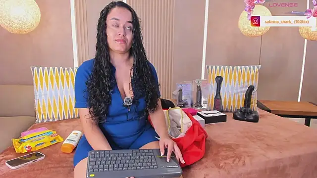 Snapshot of sabrina_shark_ chatting on May 27, 2026, 3:03 am sabrina shark online show from May 27, 2026, 3:03 am