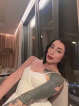 catalina  23 online show from January 6, 2026, 8:35 pm