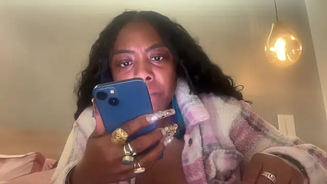 ChocolateCakeQueen online show from March 26, 2026, 12:53 am