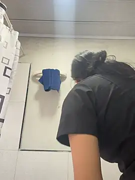 hannahb-e online show from February 28, 2026, 9:14 pm