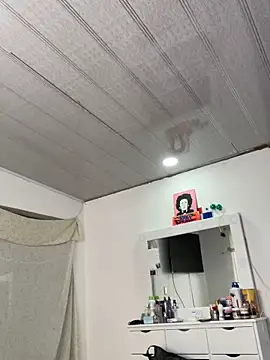 hannahb-e online show from March 17, 2026, 6:11 pm