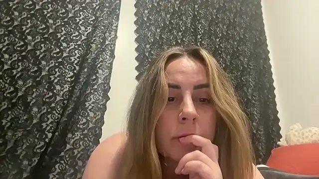 Snapshot of Babydoll13 chatting on July 17, 2026, 3:42 pm Babydoll13 online show from July 17, 2026, 3:42 pm