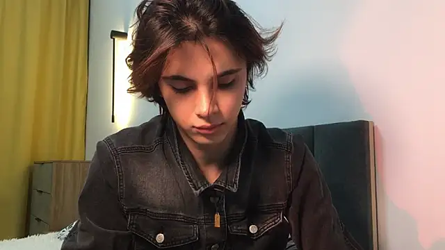 Snapshot of k0sta_ chatting on January 17, 2025, 10:00 am k0sta online show from January 17, 2025, 10:00 am