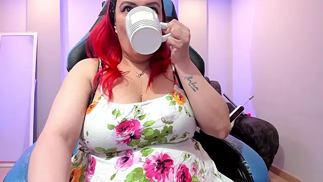 Snapshot of Sammy_owens_ chatting on November 3, 2025, 12:20 pm Sammy owens online show from November 3, 2025, 12:20 pm