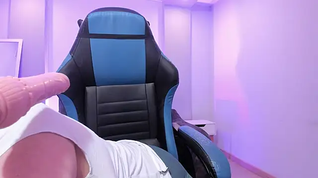 Snapshot of Sammy_owens_ chatting on February 10, 2026, 12:15 pm Sammy owens online show from February 10, 2026, 12:15 pm