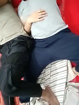 robbart43 online show from April 18, 2026, 5:26 pm