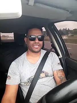 Snapshot of hecwil8 chatting on November 5, 2025, 11:24 am hecwil8 online show from November 5, 2025, 11:24 am