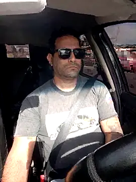 Snapshot of hecwil8 chatting on November 1, 2025, 11:59 am hecwil8 online show from November 1, 2025, 11:59 am