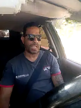 Snapshot of hecwil8 chatting on December 3, 2025, 1:21 pm hecwil8 online show from December 3, 2025, 1:21 pm