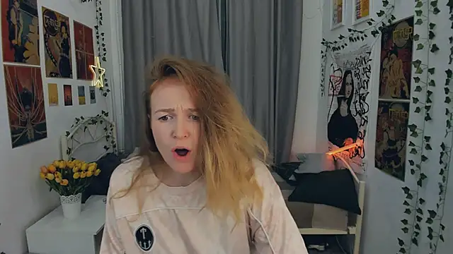 Snapshot of Asha_Glooom chatting on October 10, 2025, 9:37 pm Asha Glooom online show from October 10, 2025, 9:37 pm