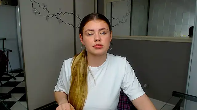 Snapshot of IsabellaBler chatting on March 13, 2025, 1:07 pm IsabellaBler online show from March 13, 2025, 1:07 pm