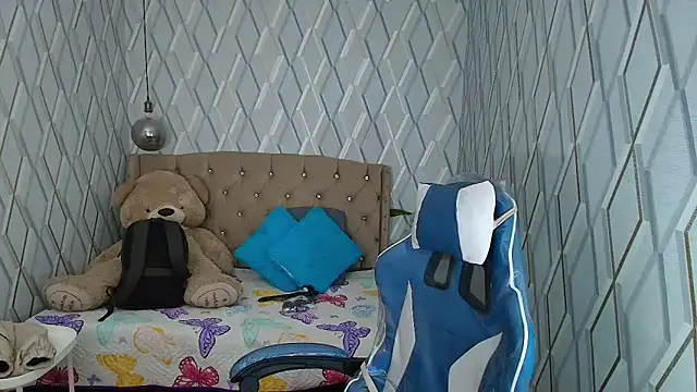 Snapshot of NicolleTaylor chatting on February 27, 2026, 4:23 am NicolleTaylor online show from February 27, 2026, 4:23 am