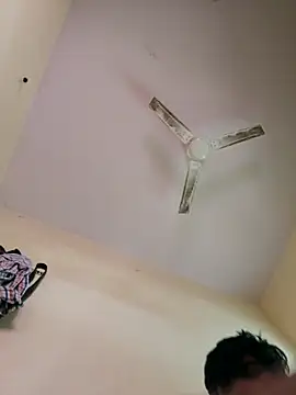 Snapshot of Csndy chatting on September 29, 2025, 7:15 am Csndy online show from September 29, 2025, 7:15 am