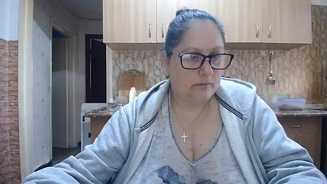 Snapshot of FuckHugeTits chatting on May 5, 2026, 3:42 am FuckHugeTits online show from May 5, 2026, 3:42 am