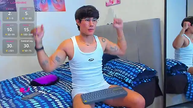 JayHotxxx online show from February 11, 2026, 10:53 pm