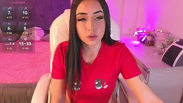 iam sofiia online show from November 6, 2025, 9:19 pm