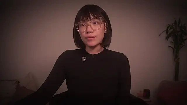 meganmei666 online show from November 18, 2025, 2:38 am